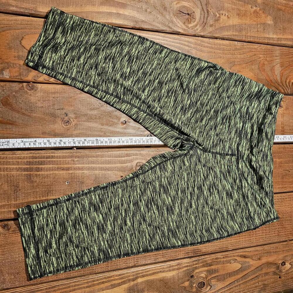 Women's High-Performance Capris - Waterleaf Girl - Size L